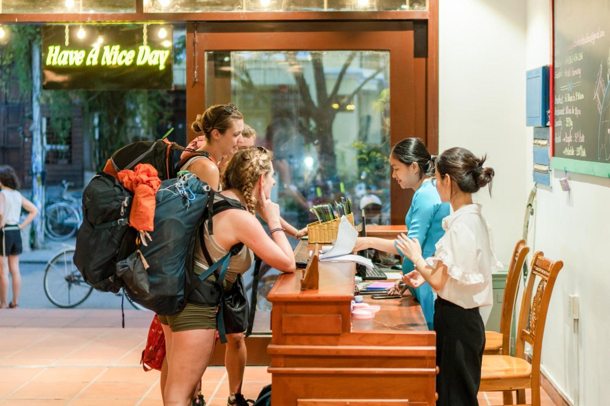 Harmony Old Town Hostel And Pool Bar 会安 外观 照片